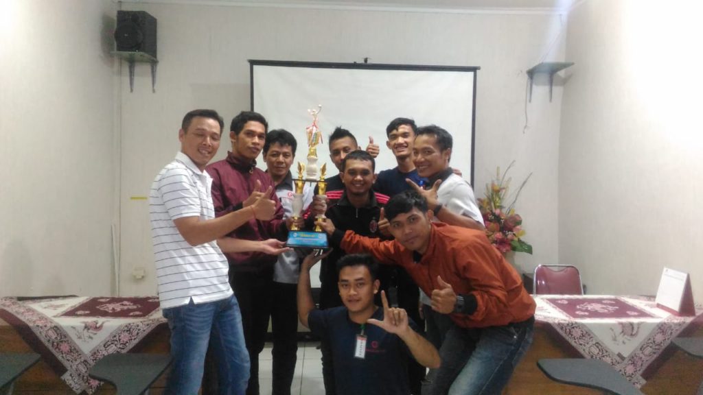 Winner of “Djarum 76 Simbang Cup Kendal” Volley Competition — Tri Sinar Purnama news